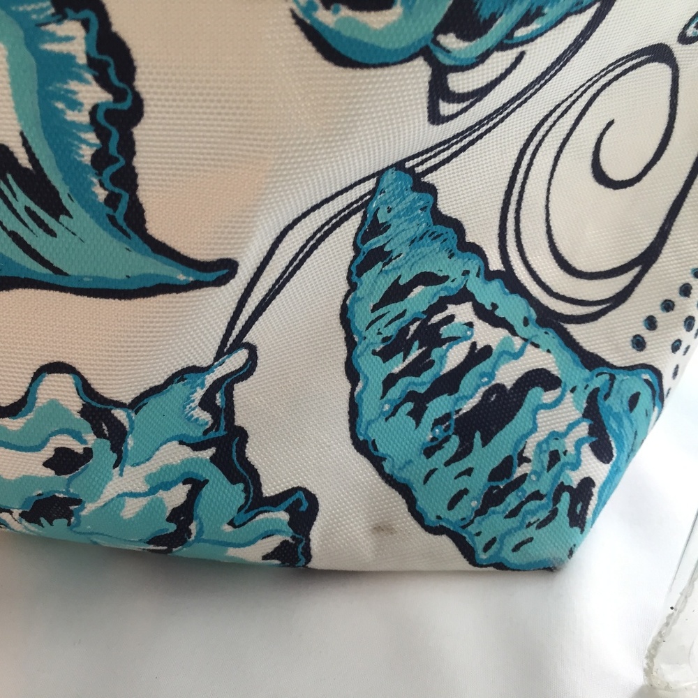 Lily Pulitzer Beach Tote - Picture 5 of 9